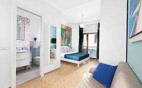 B&B Sorrento Mahal Kita